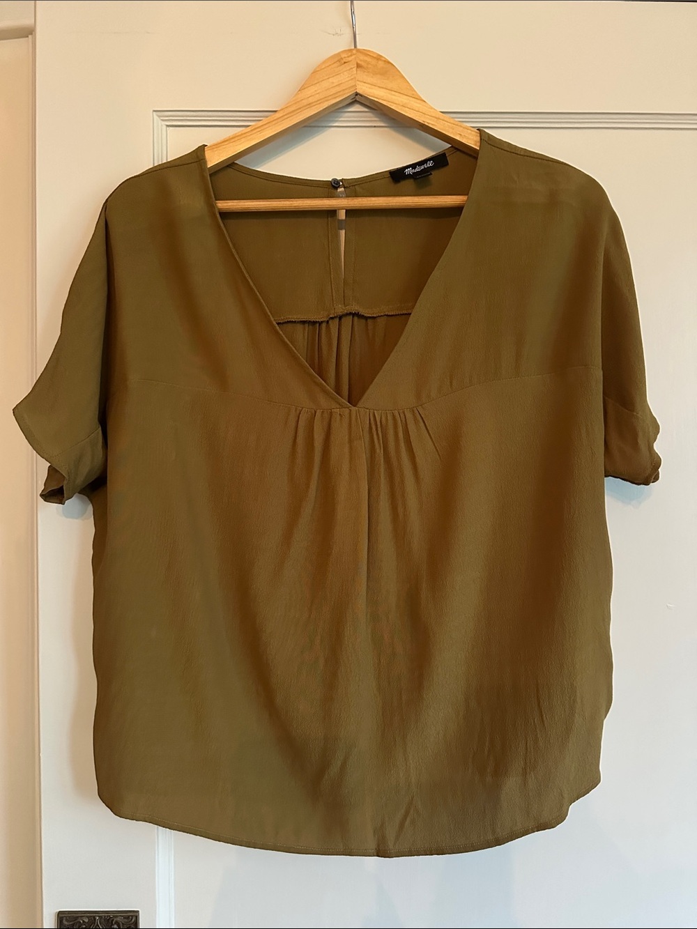 Madewell Olive Green V-Neck Short Sleeve Blouse